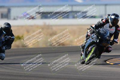 media/Dec-18-2022-SoCal Trackdays (Sun) [[8099a50955]]/Turn 4 (1pm)/